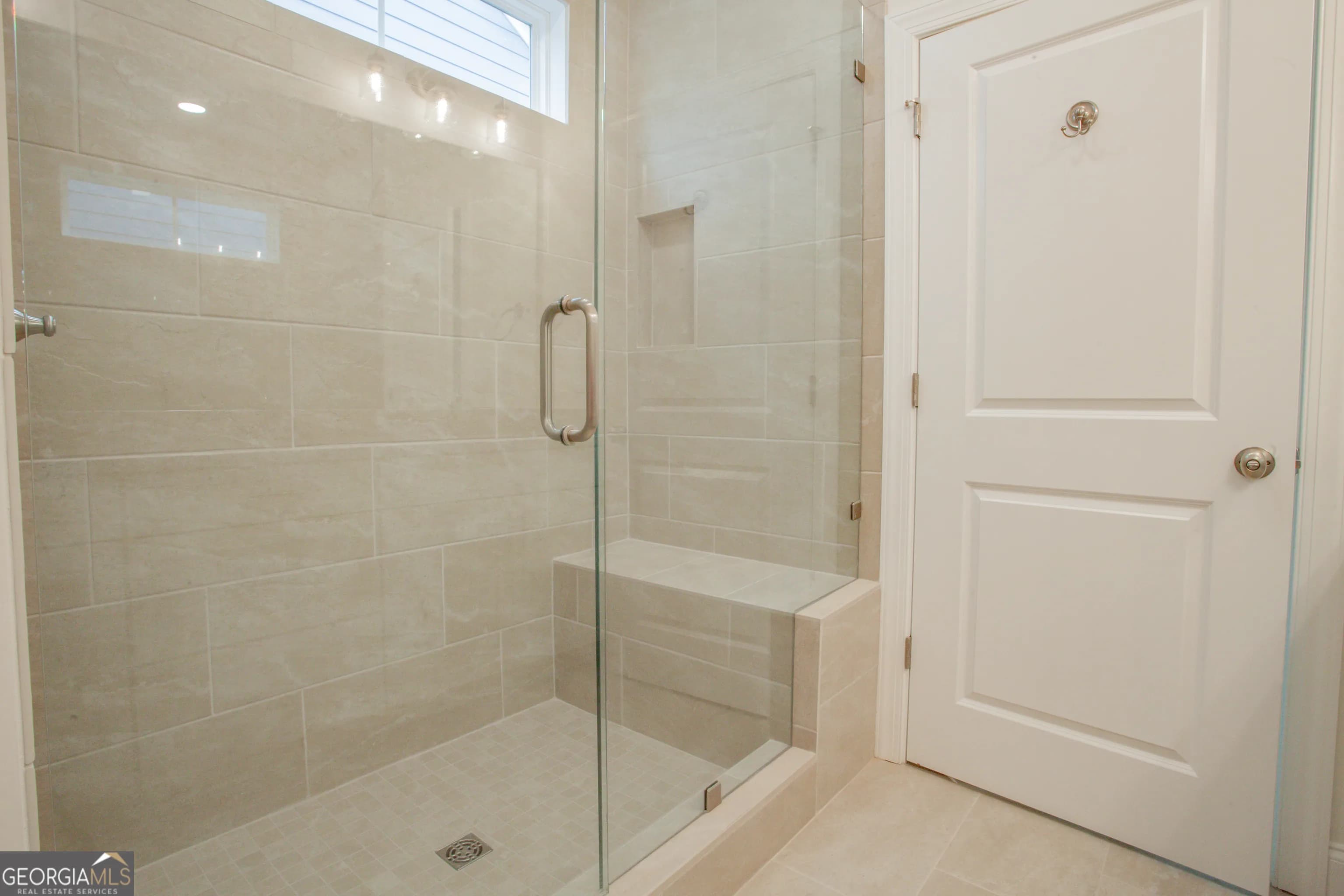 390 Maple View Dr — photo 16 of 18