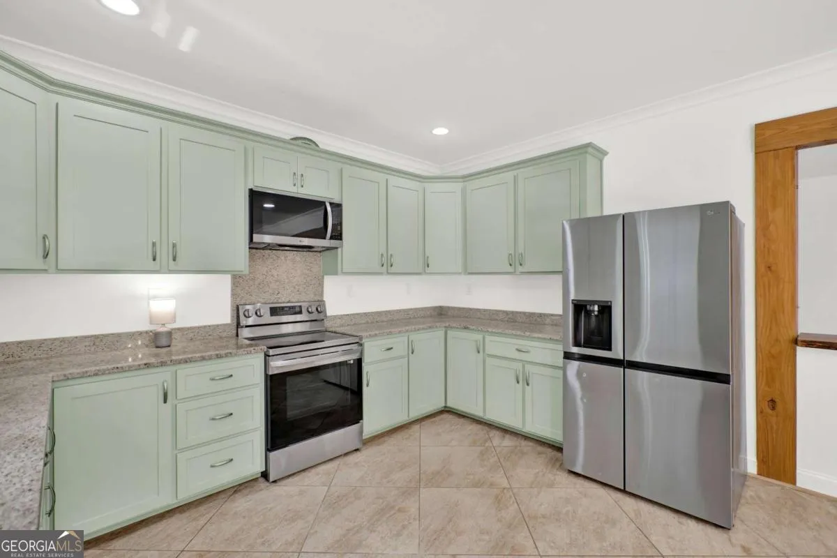 2794 Cleburne Pkwy — photo 8 of 47