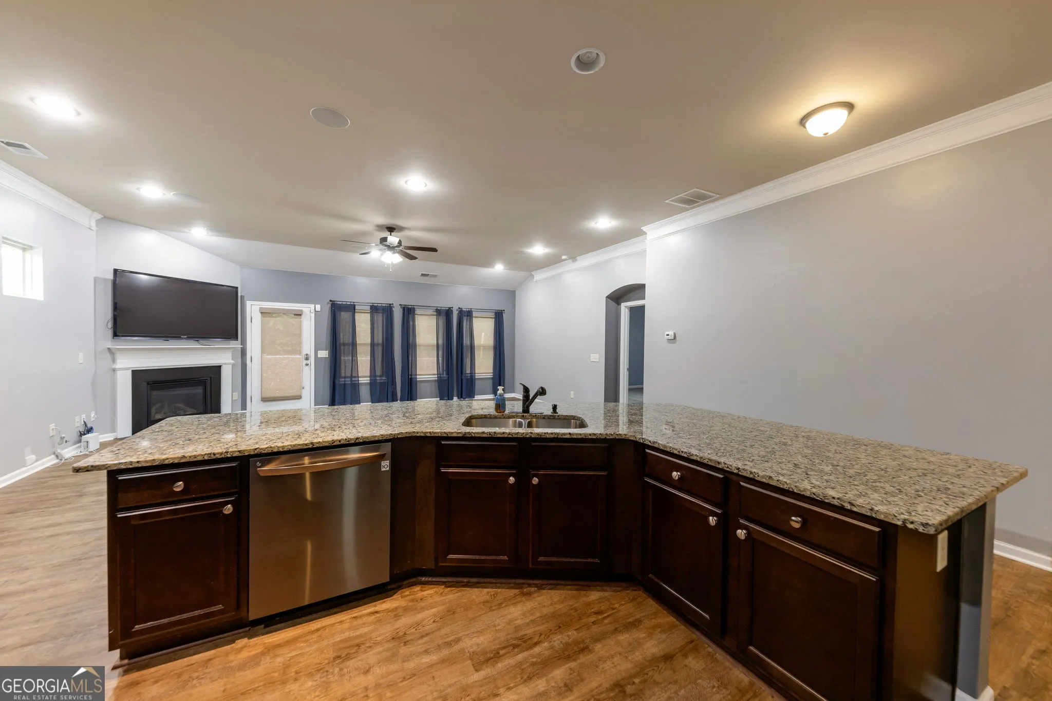 21 Copeland Ln — photo 2 of 15