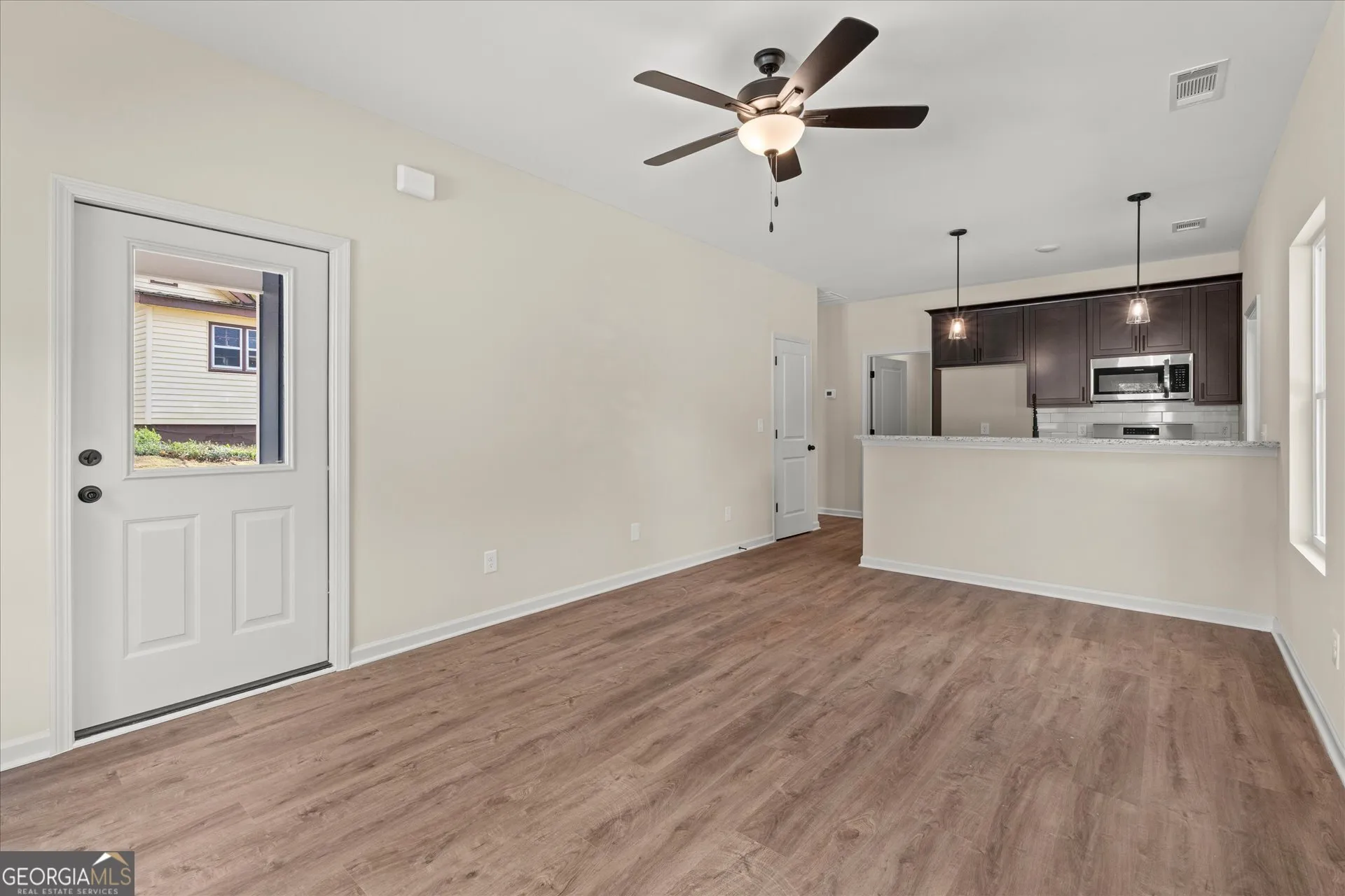 654 King St — photo 30 of 35
