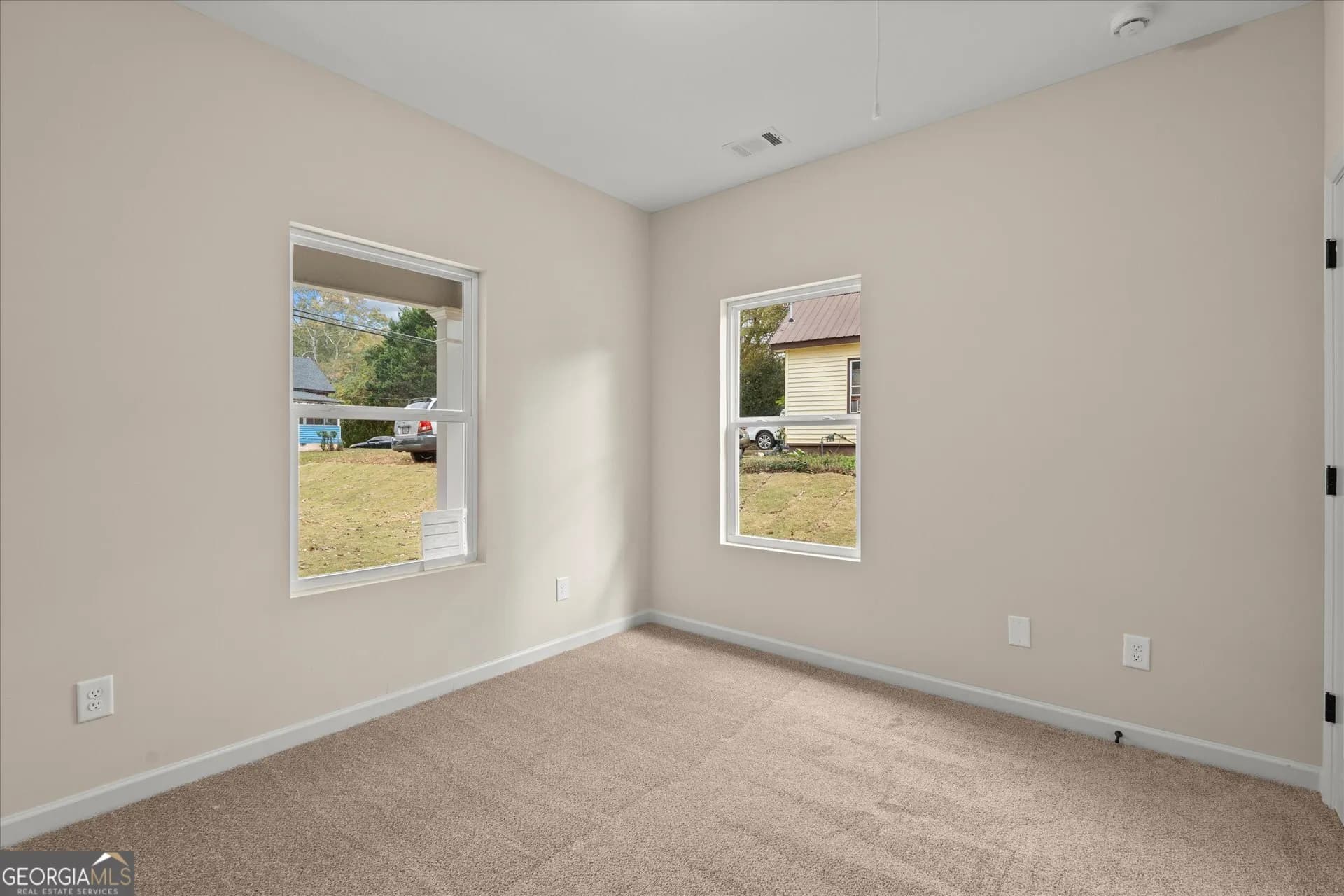 654 King St — photo 12 of 35