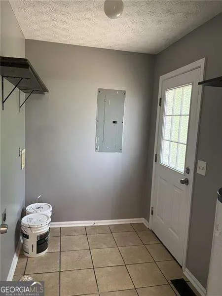 128 Tanner Dr — photo 3 of 23