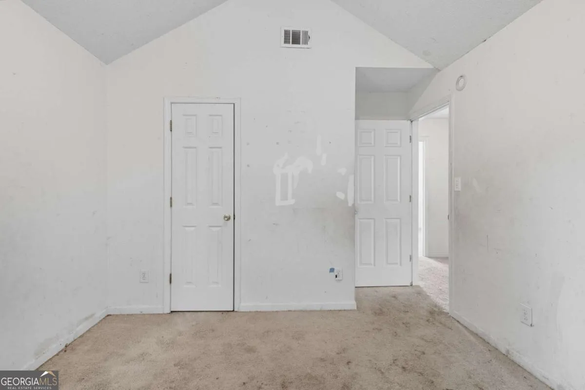 4370 Pipestone Pl — photo 14 of 33