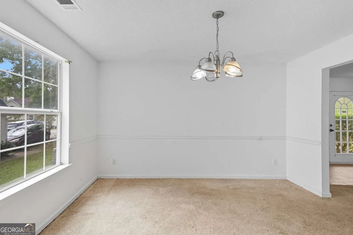 4370 Pipestone Pl — photo 5 of 33
