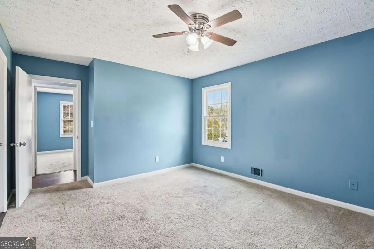 11 Paces Meadows Ln — photo 15 of 36