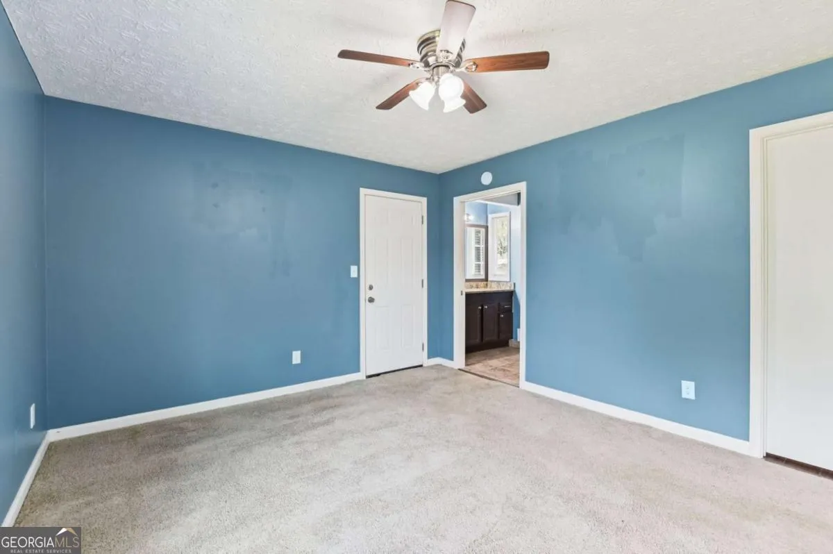11 Paces Meadows Ln — photo 16 of 36