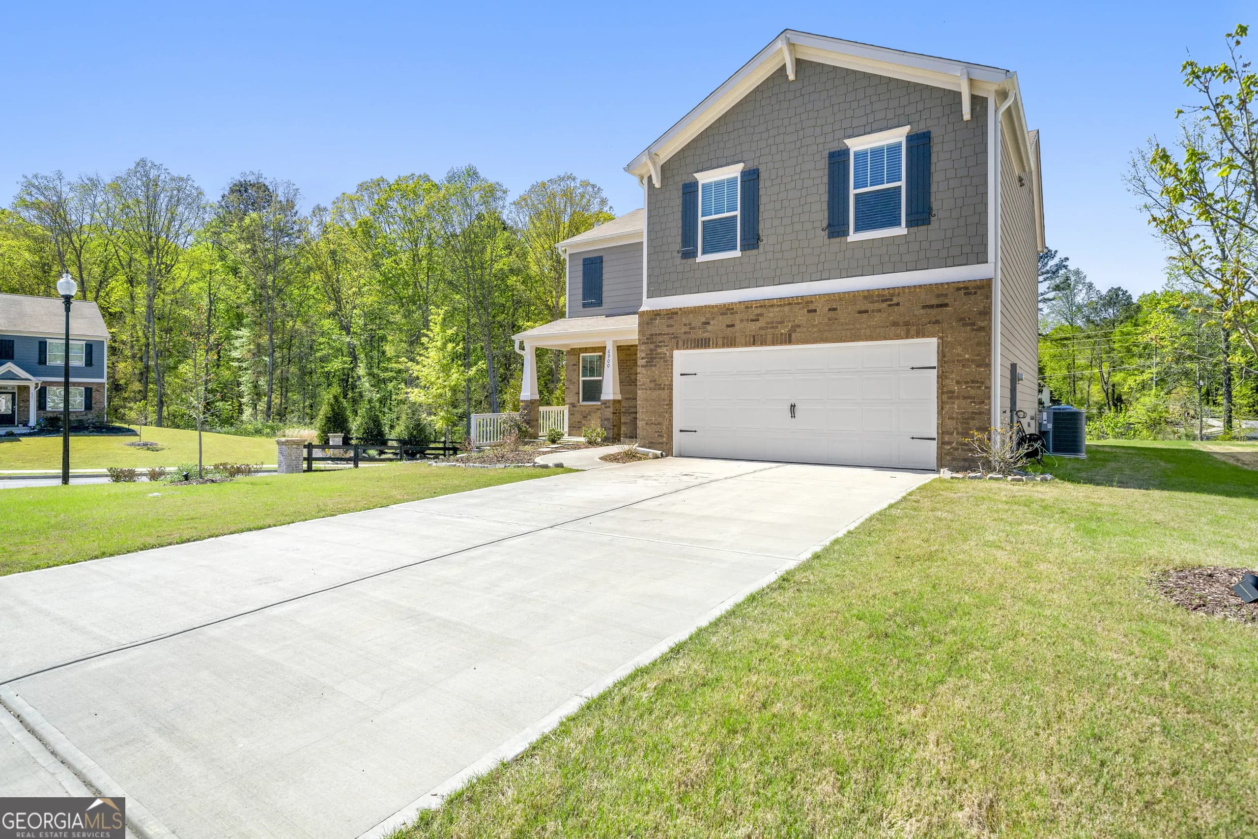 6900 Oak Valley Dr — photo 2 of 24
