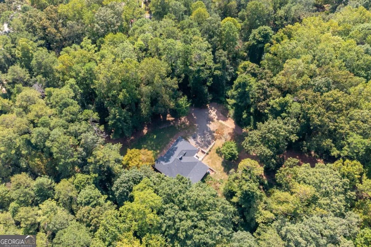 250 Memorial Dr — photo 37 of 54