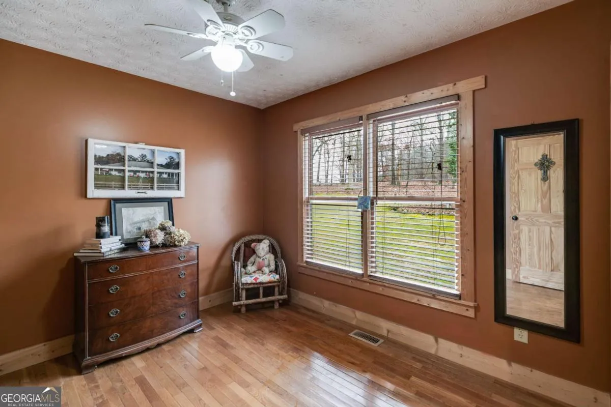 630 Stoney Point Rd — photo 12 of 41