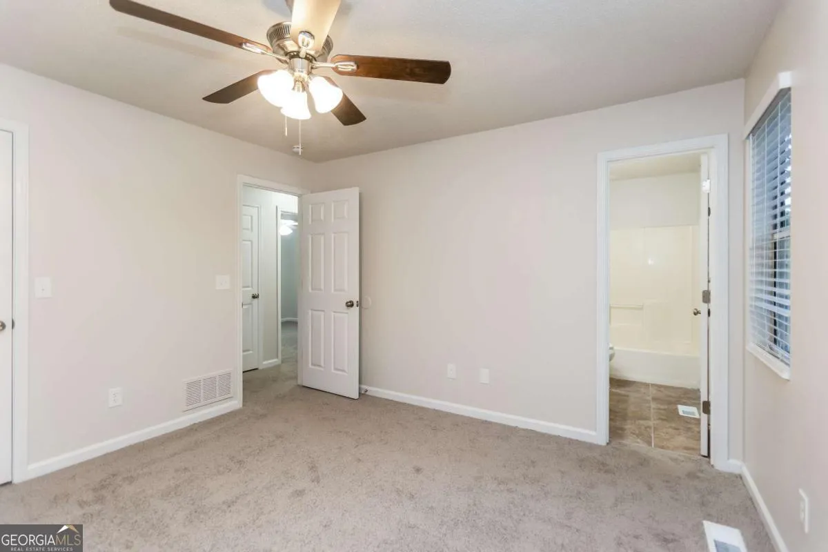 498 Remington Ln — photo 6 of 23