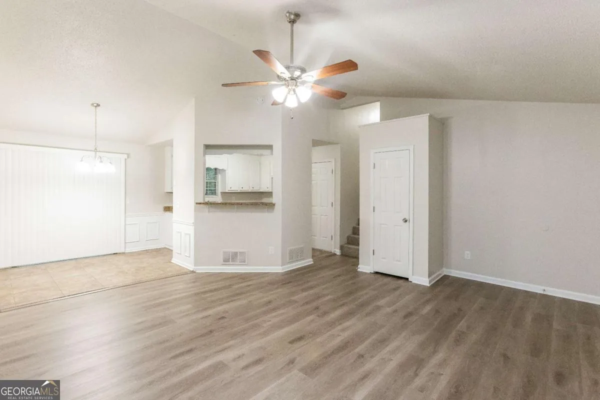 498 Remington Ln — photo 13 of 23