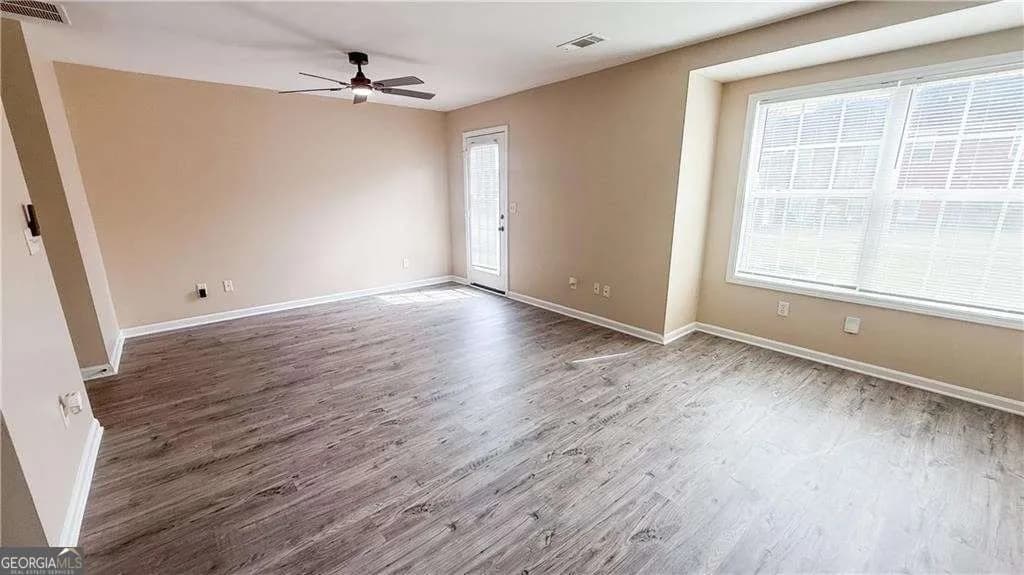 7712 Autry Cir — photo 2 of 15