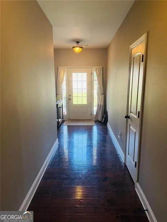 239 Summergate Ln — photo 2 of 22