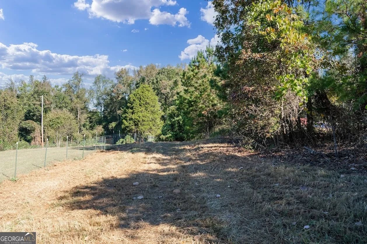 1075 Davis Rd — photo 14 of 23