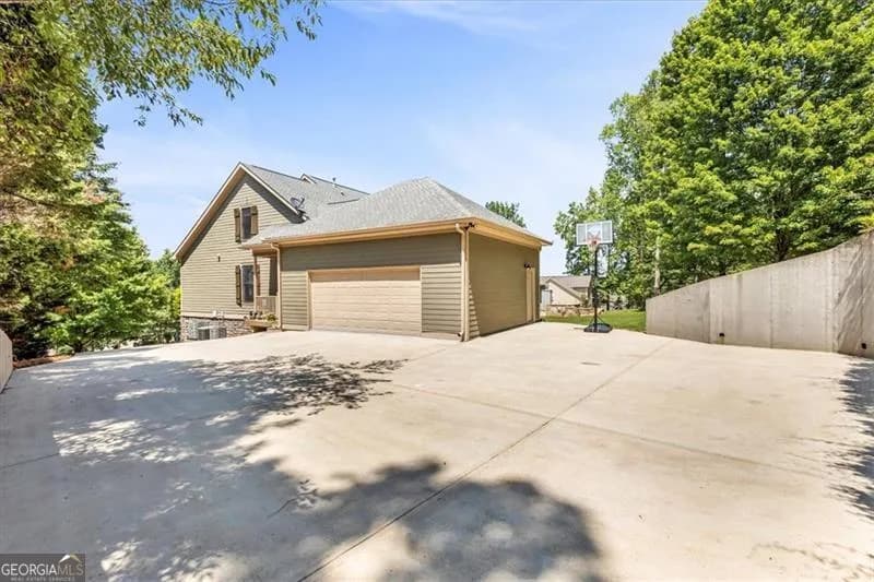 1004 Fairway Seven — photo 4 of 77