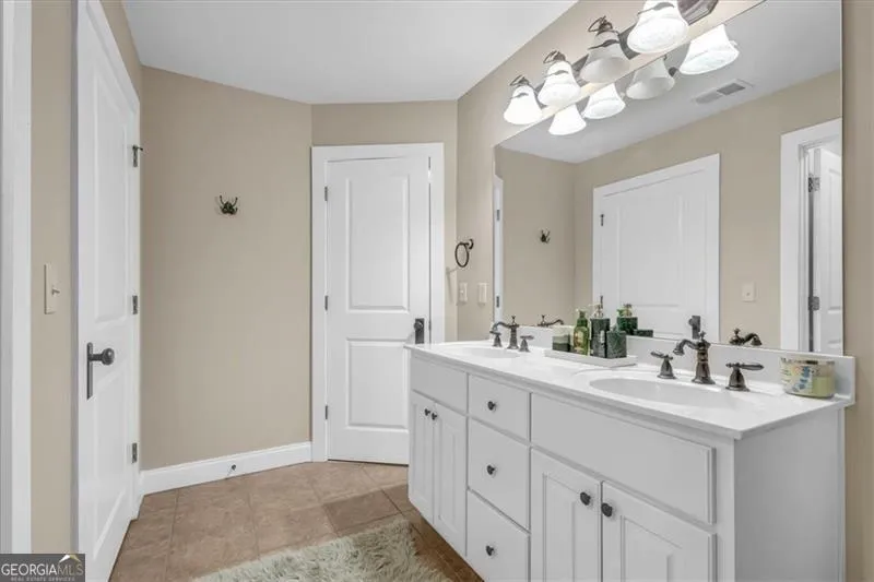 1004 Fairway Seven — photo 53 of 77