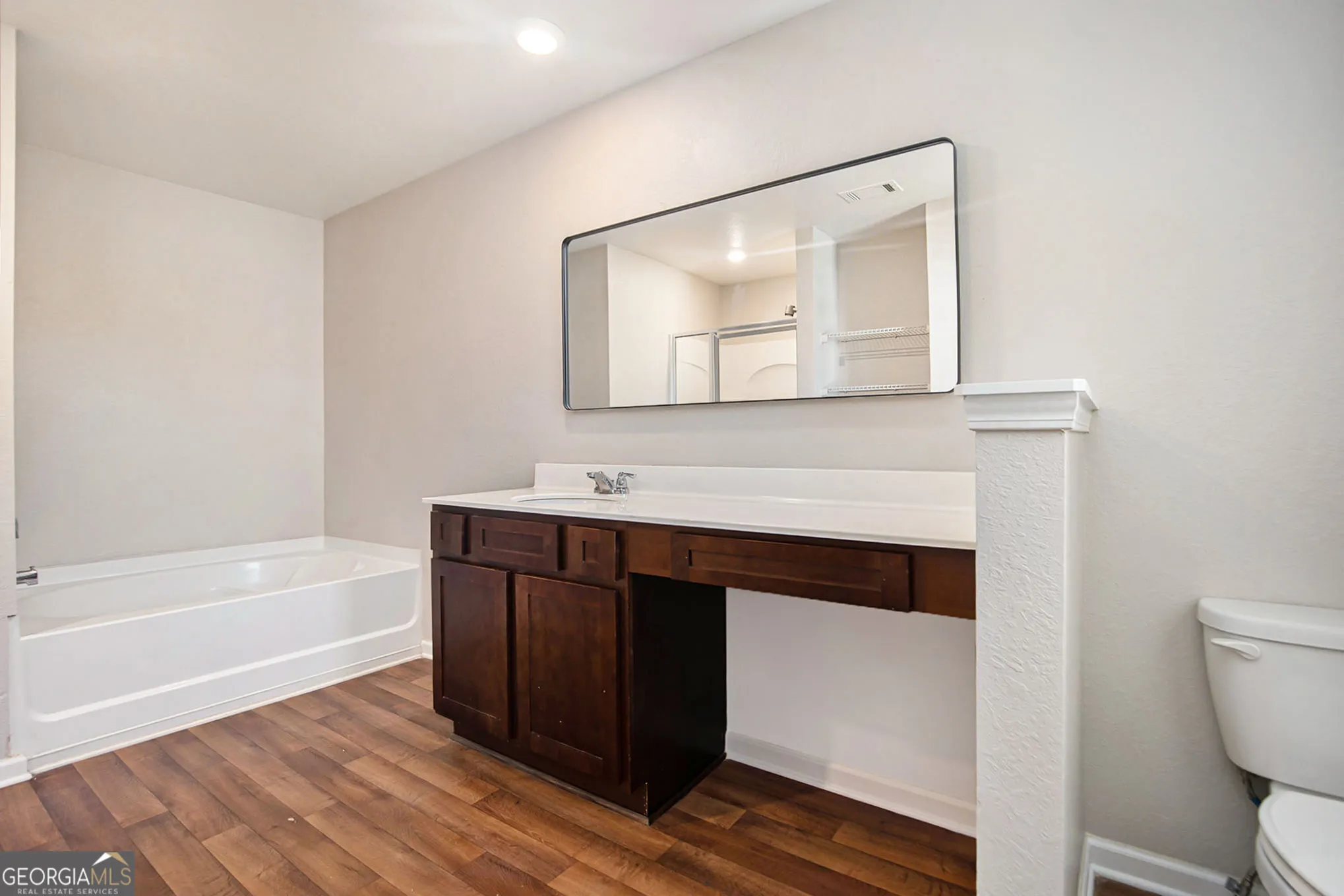 4702 Moccasin Ct — photo 11 of 32