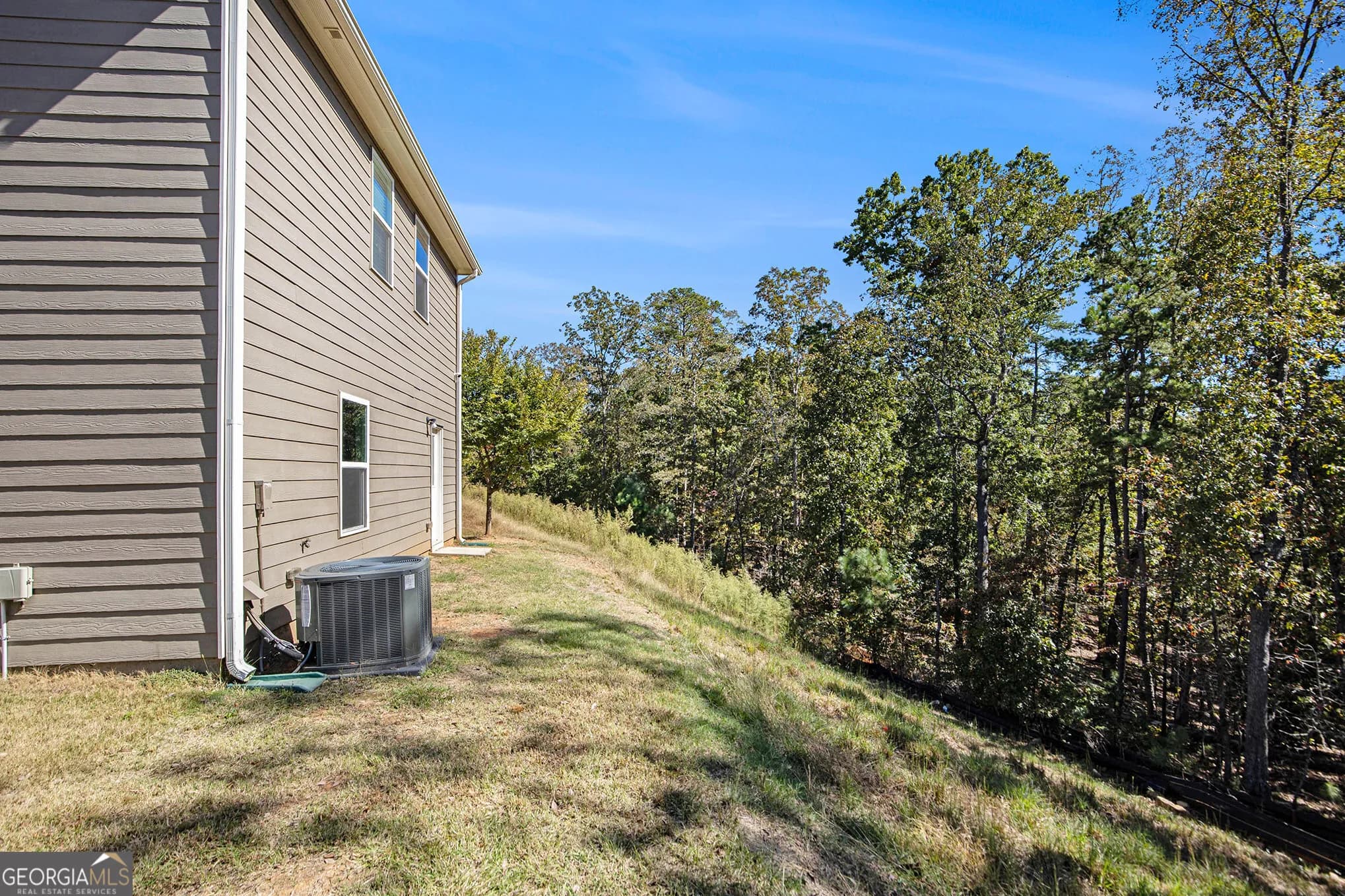 4702 Moccasin Ct — photo 18 of 32