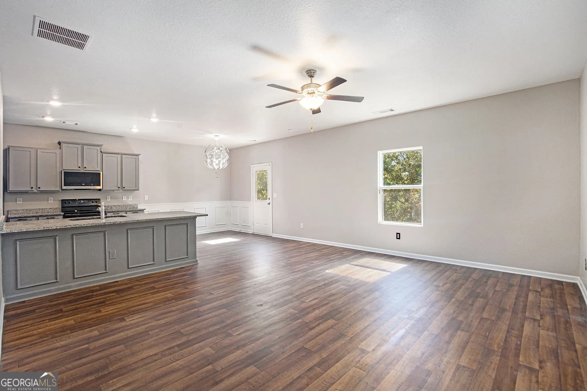 4702 Moccasin Ct — photo 29 of 32