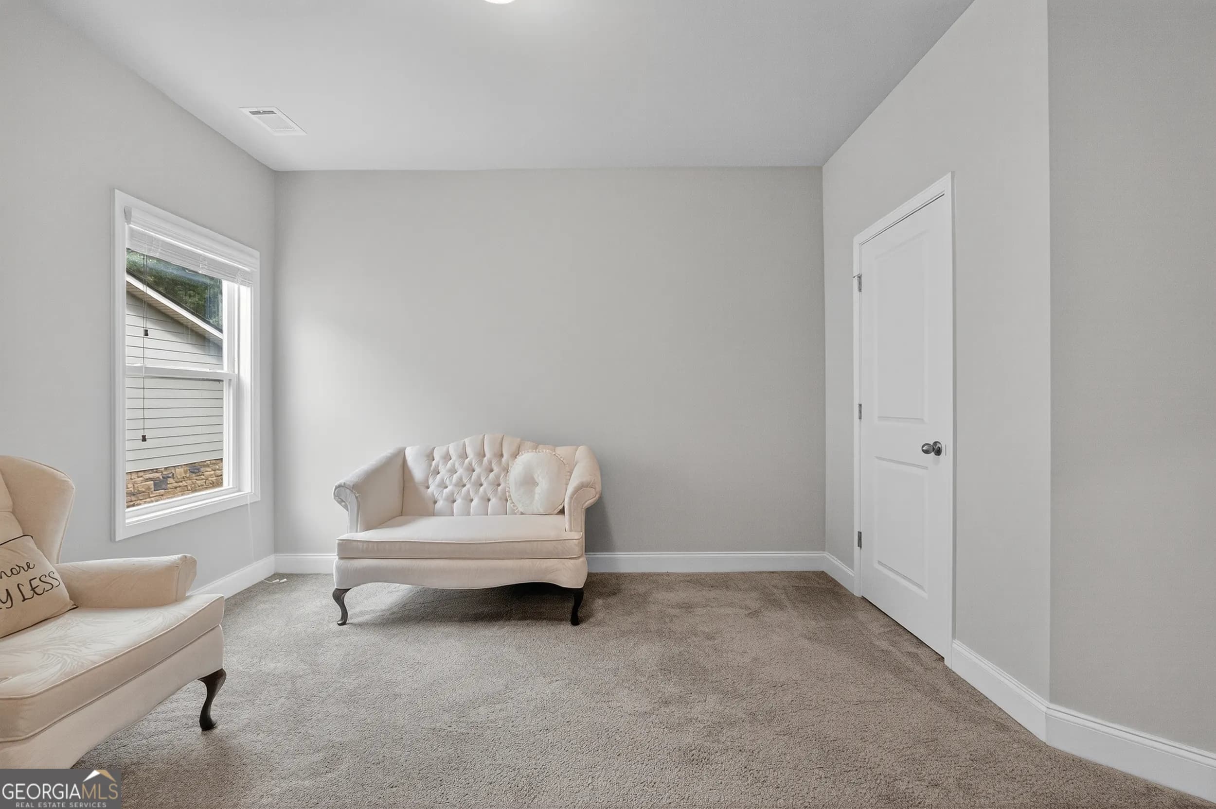 8325 Loch Lomand Ln — photo 3 of 31
