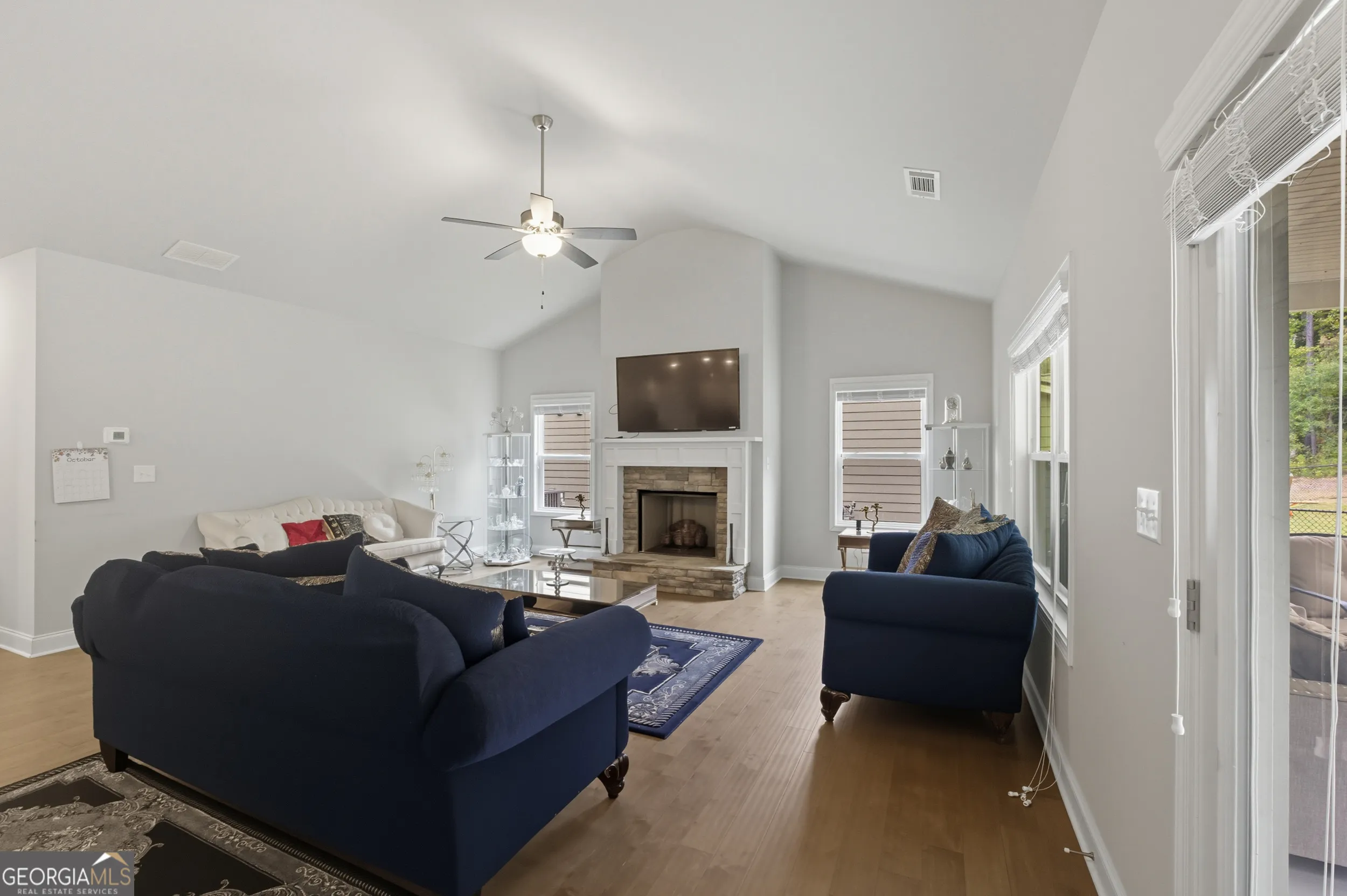 8325 Loch Lomand Ln — photo 7 of 31