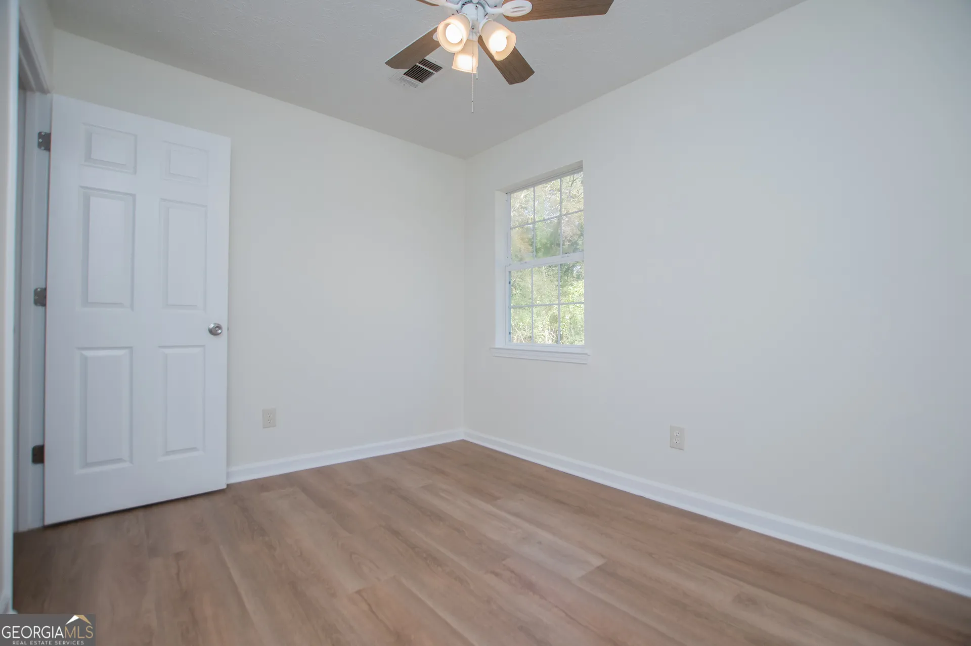 406 Harmon Ave — photo 34 of 64