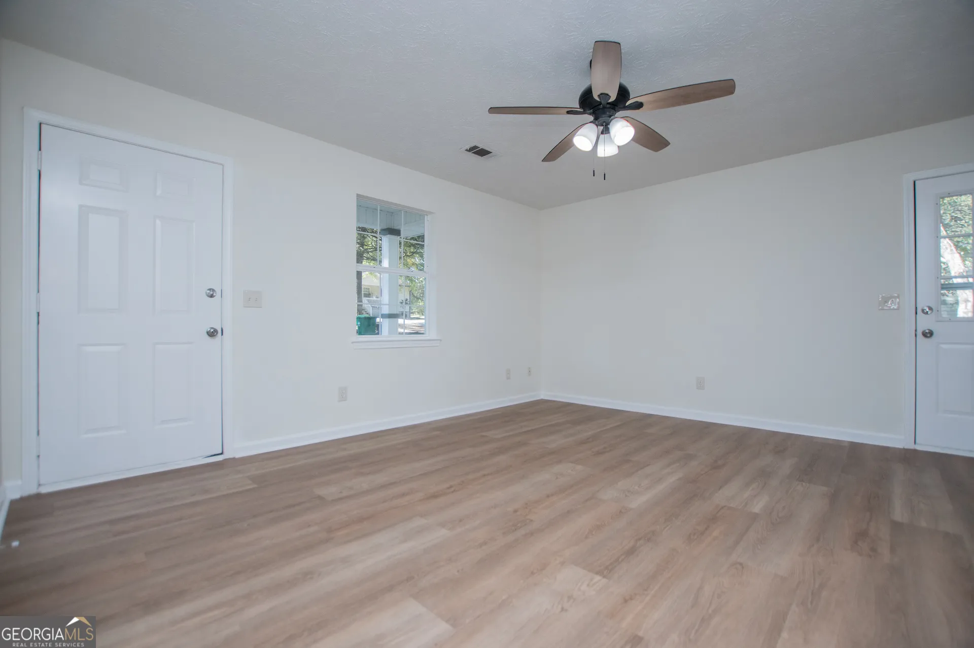 406 Harmon Ave — photo 63 of 64