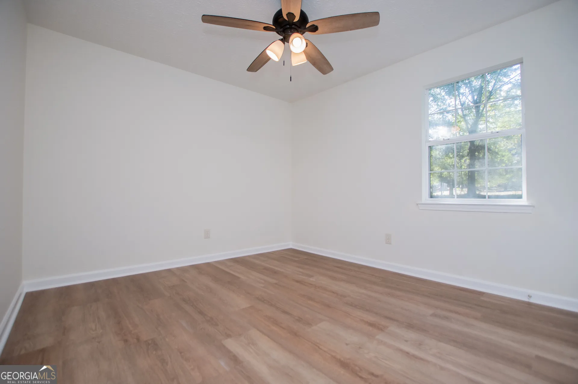406 Harmon Ave — photo 36 of 64