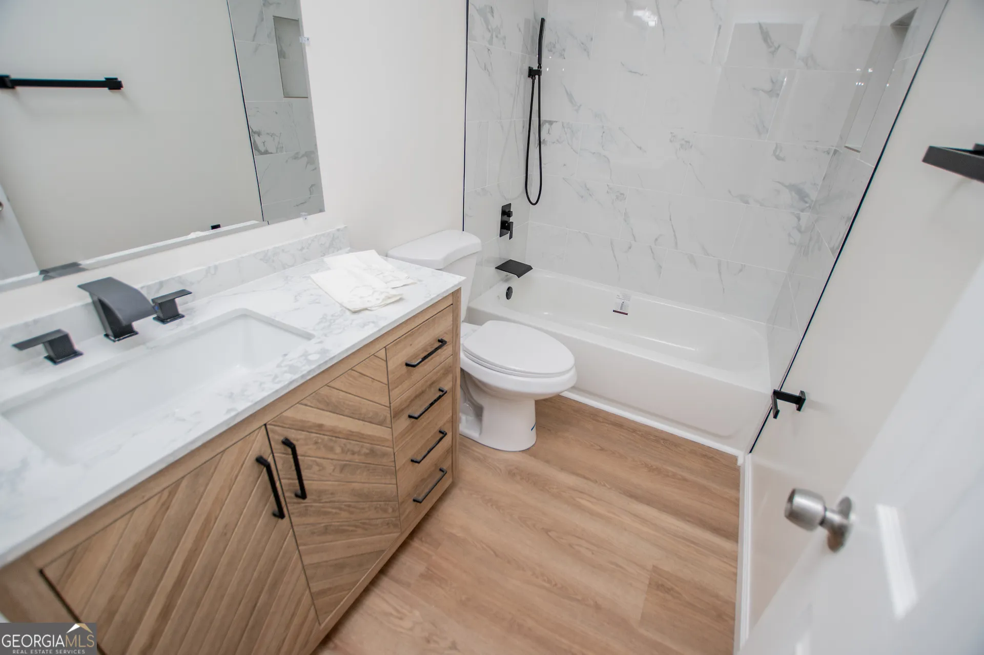 406 Harmon Ave — photo 30 of 64