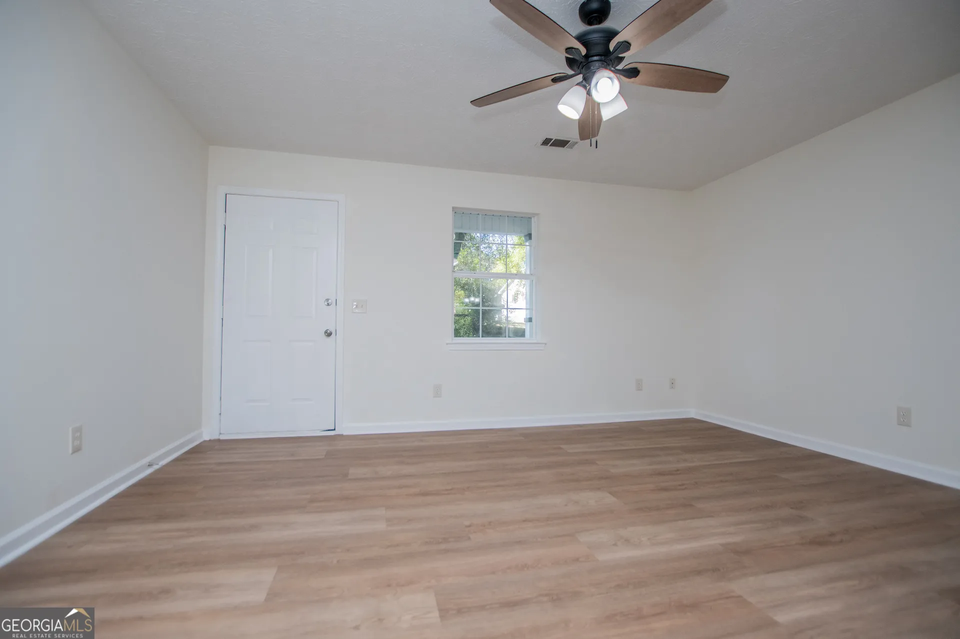 406 Harmon Ave — photo 21 of 64