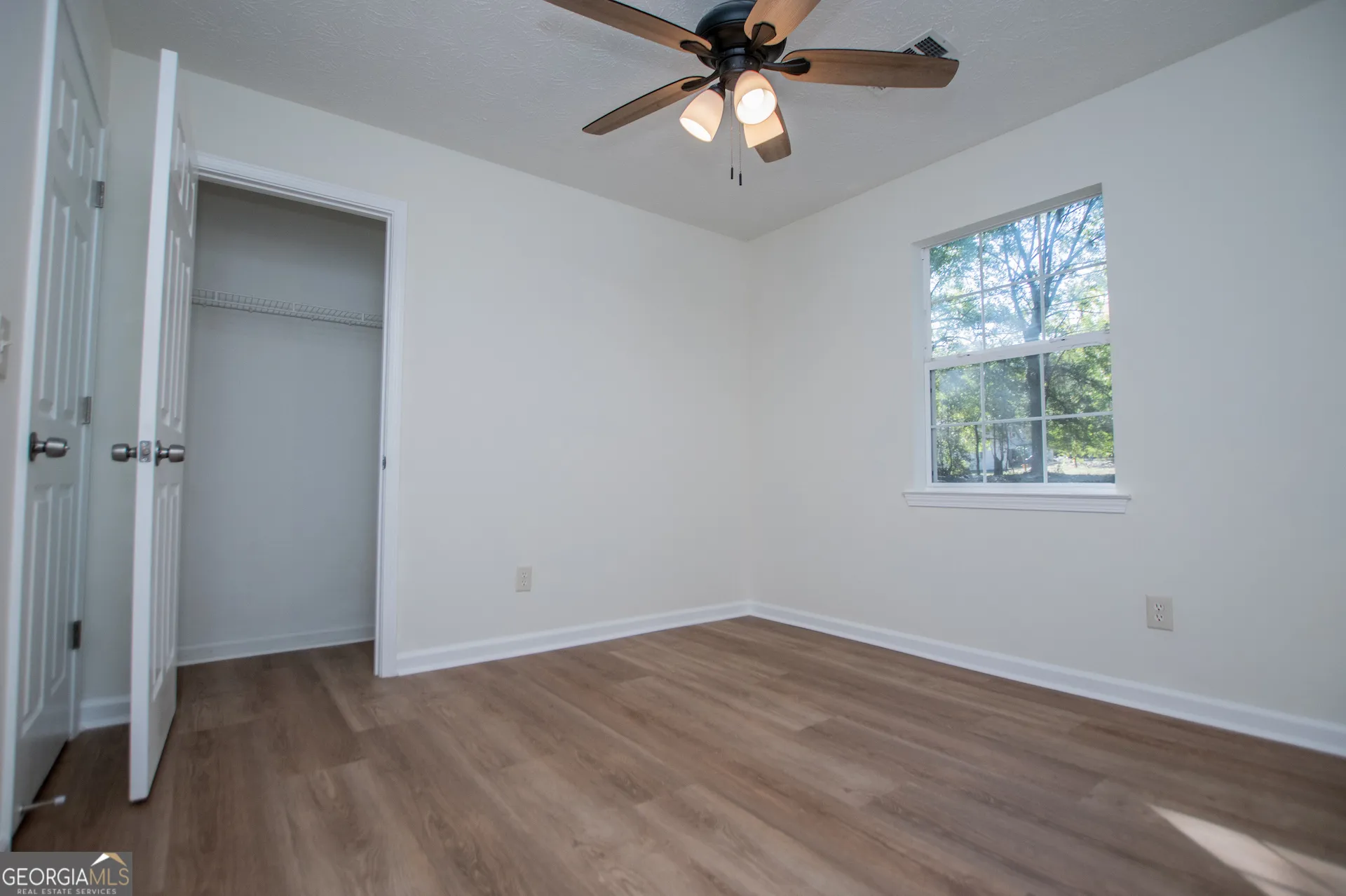 406 Harmon Ave — photo 23 of 64