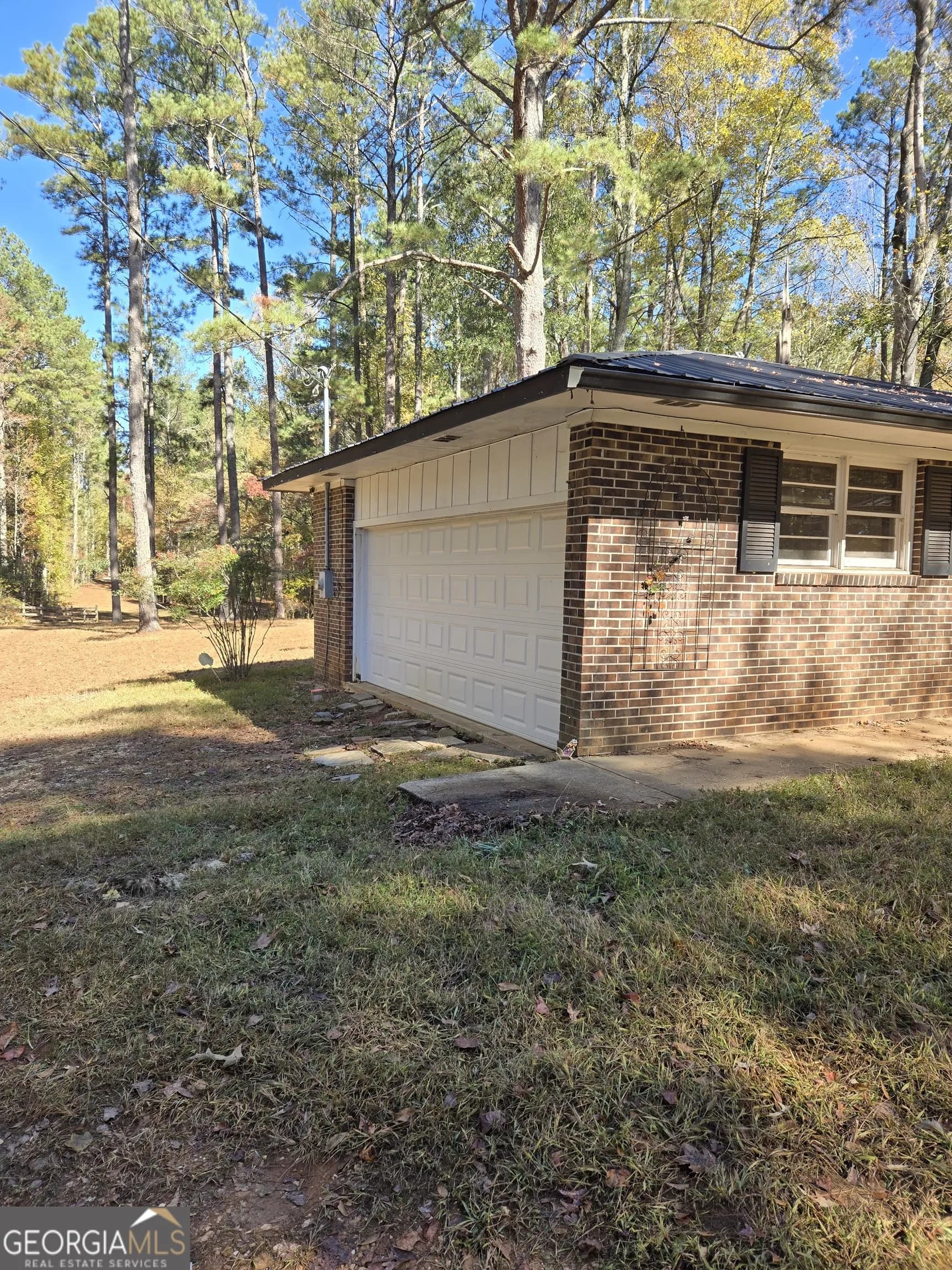 735 Seabreeze Lake Rd — photo 10 of 15