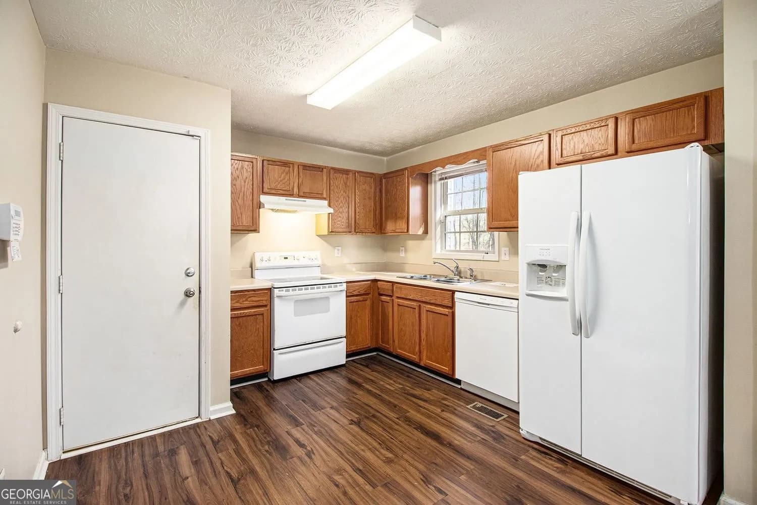 230 Galvin Trl — photo 4 of 35