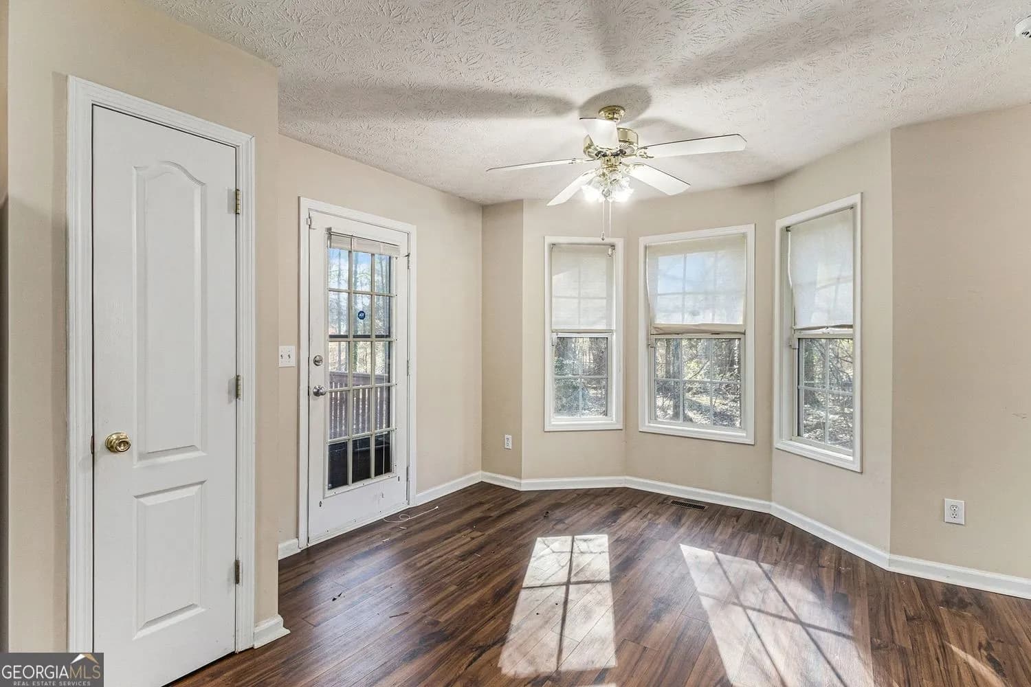 230 Galvin Trl — photo 8 of 35