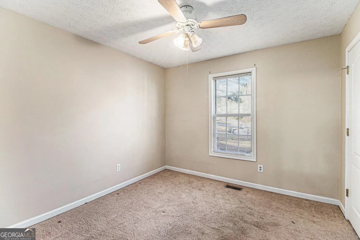230 Galvin Trl — photo 10 of 35
