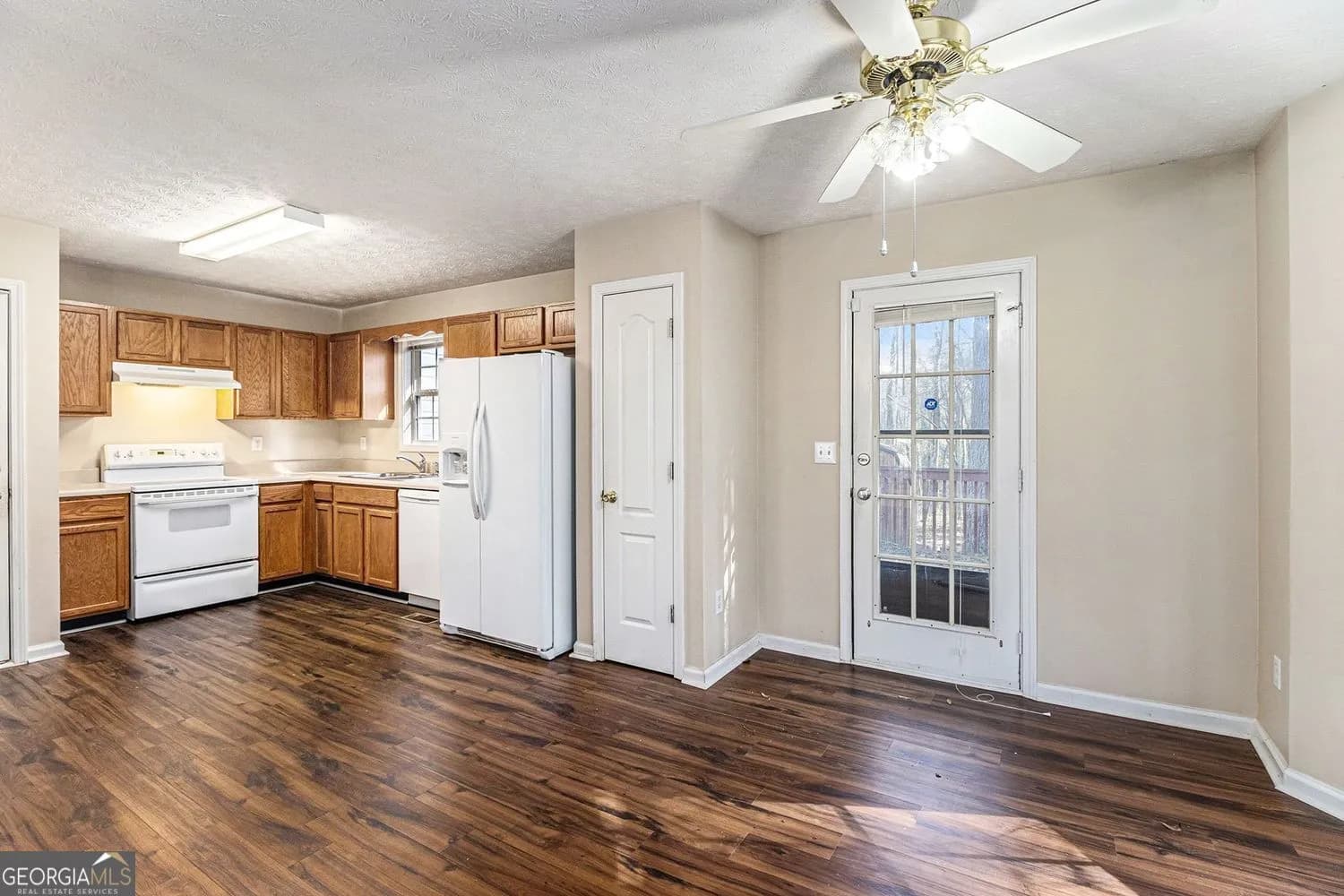 230 Galvin Trl — photo 7 of 35