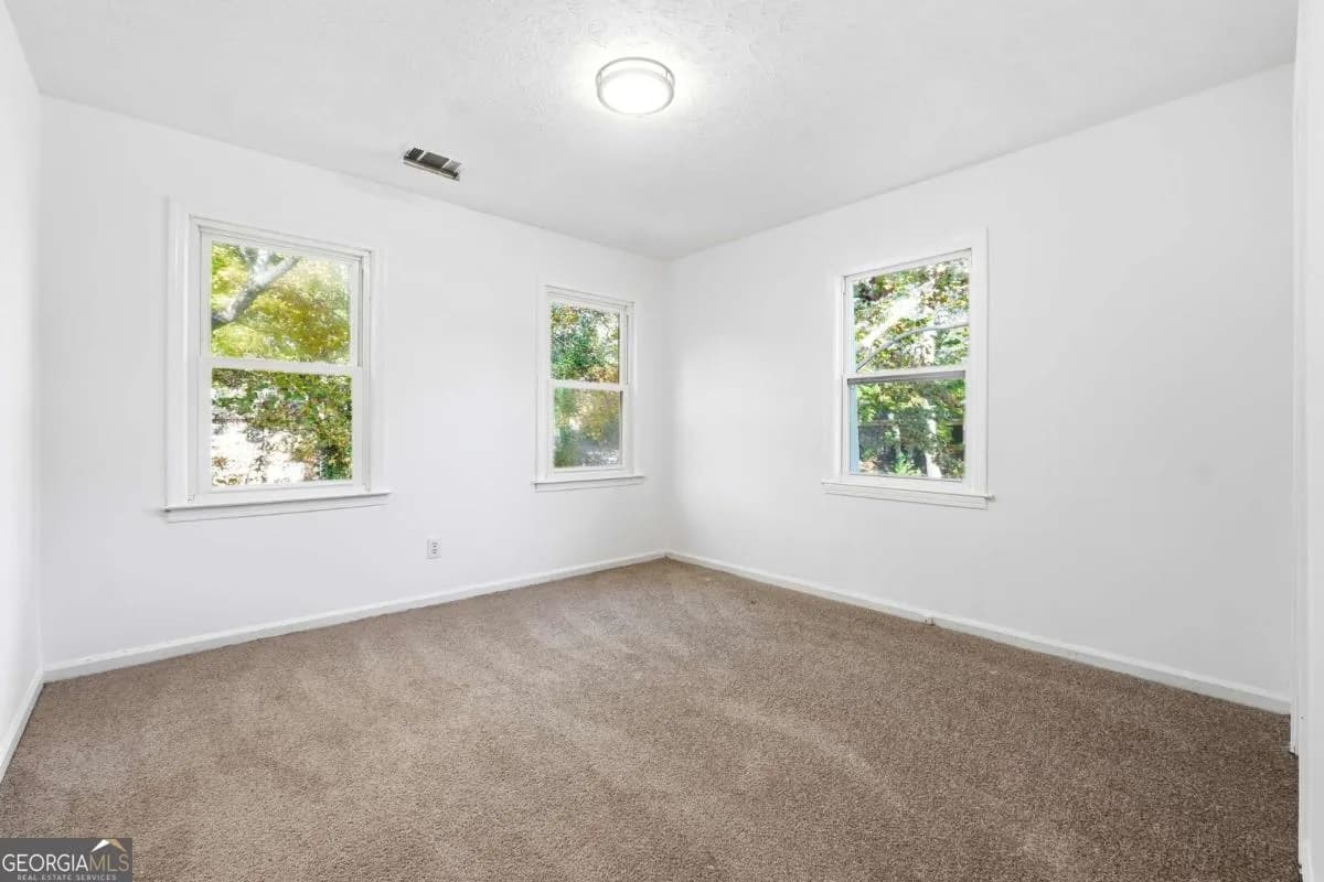 6917 Laurelwood Dr — photo 22 of 25