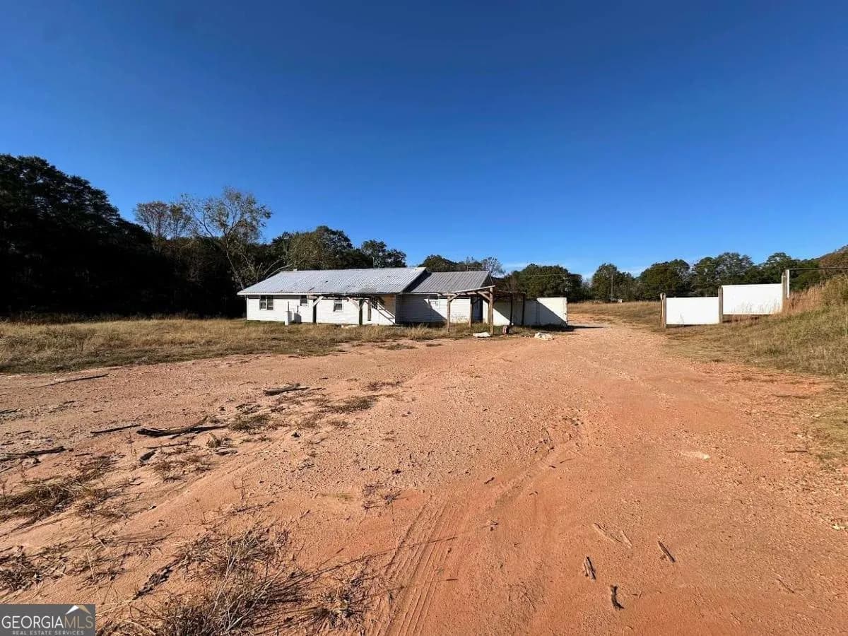 2140 W Highway 166 — photo 14 of 19