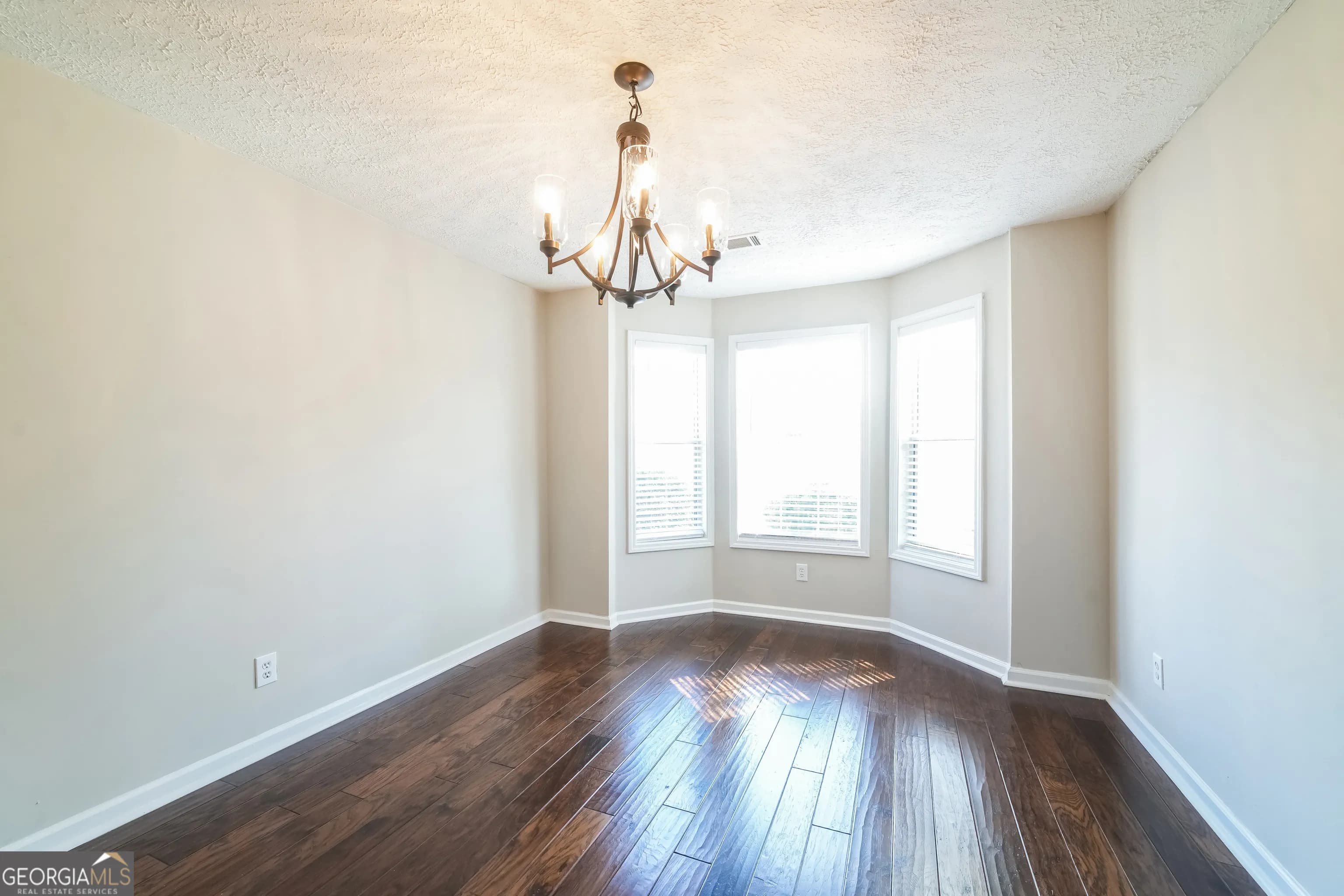 130 Summerfield Ct — photo 4 of 20