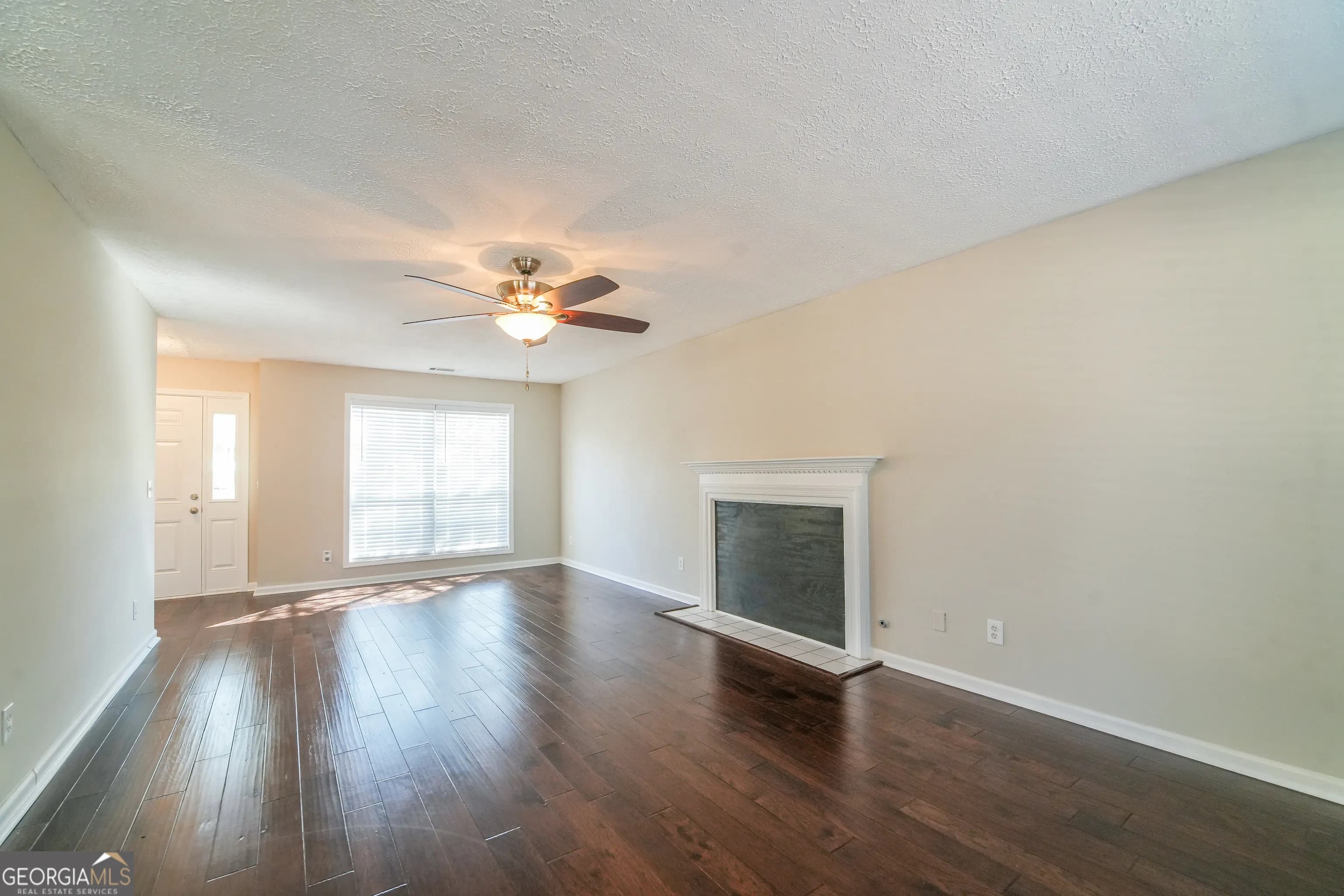 130 Summerfield Ct — photo 6 of 20