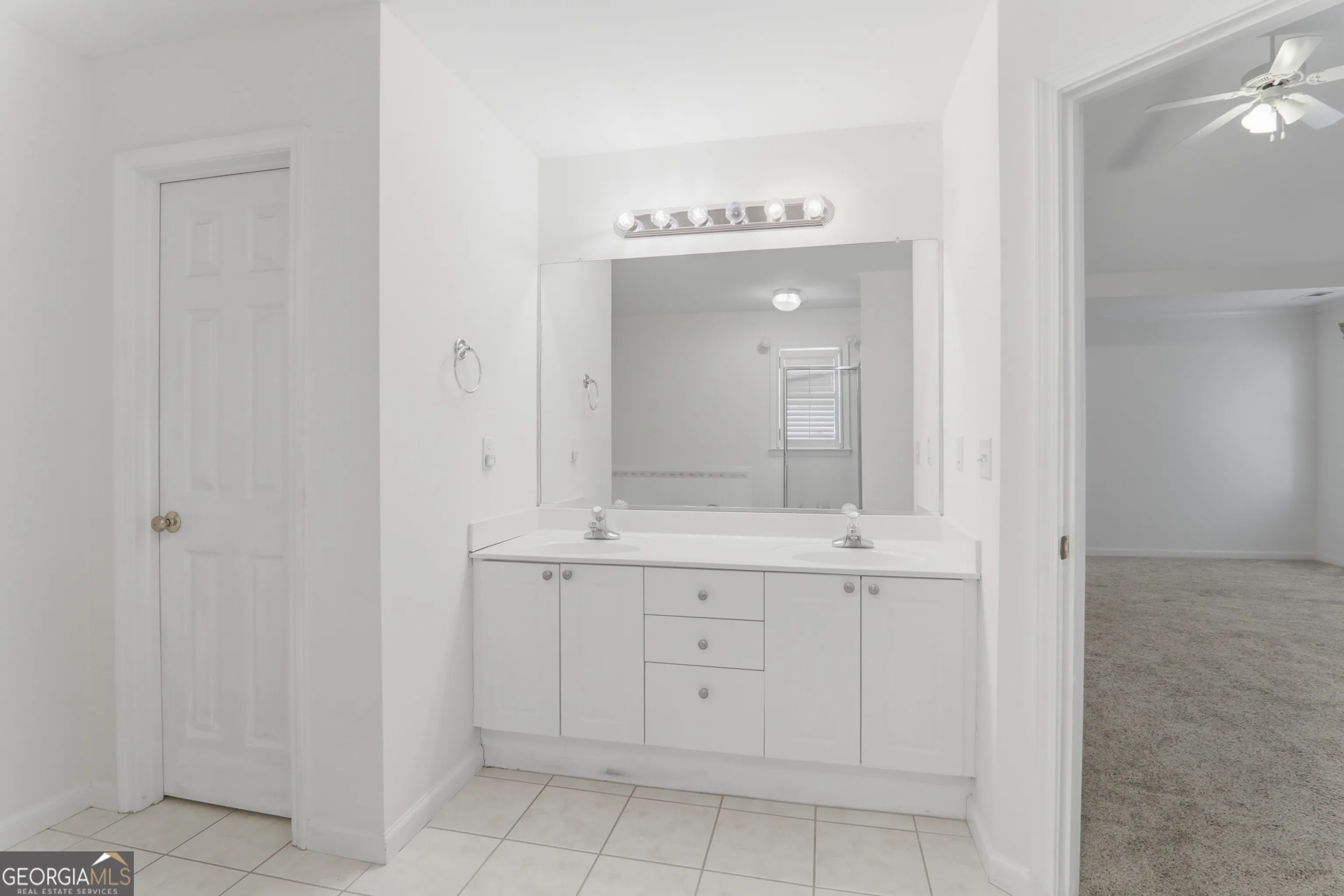 2320 Washington Dr — photo 19 of 46