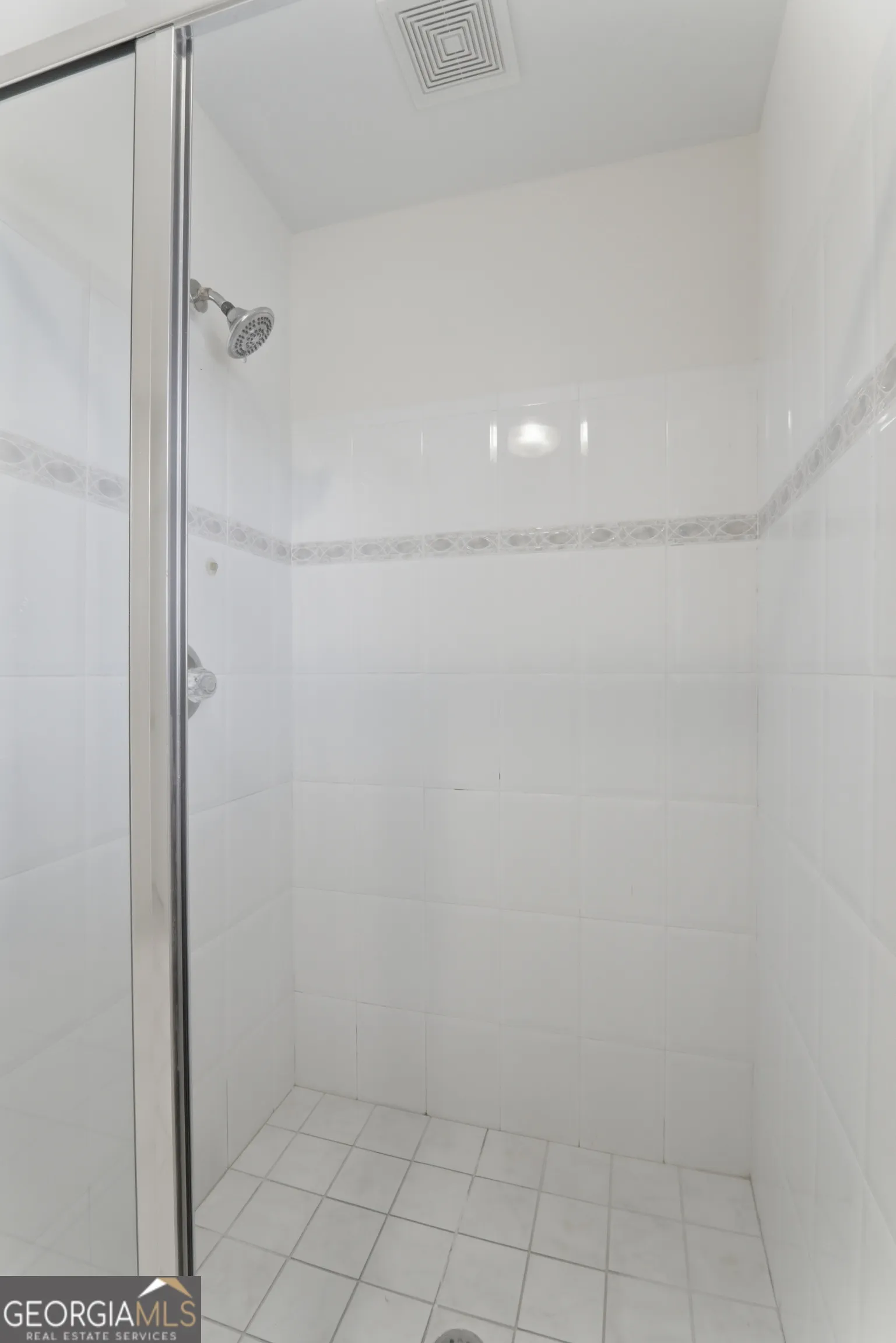 2320 Washington Dr — photo 21 of 46