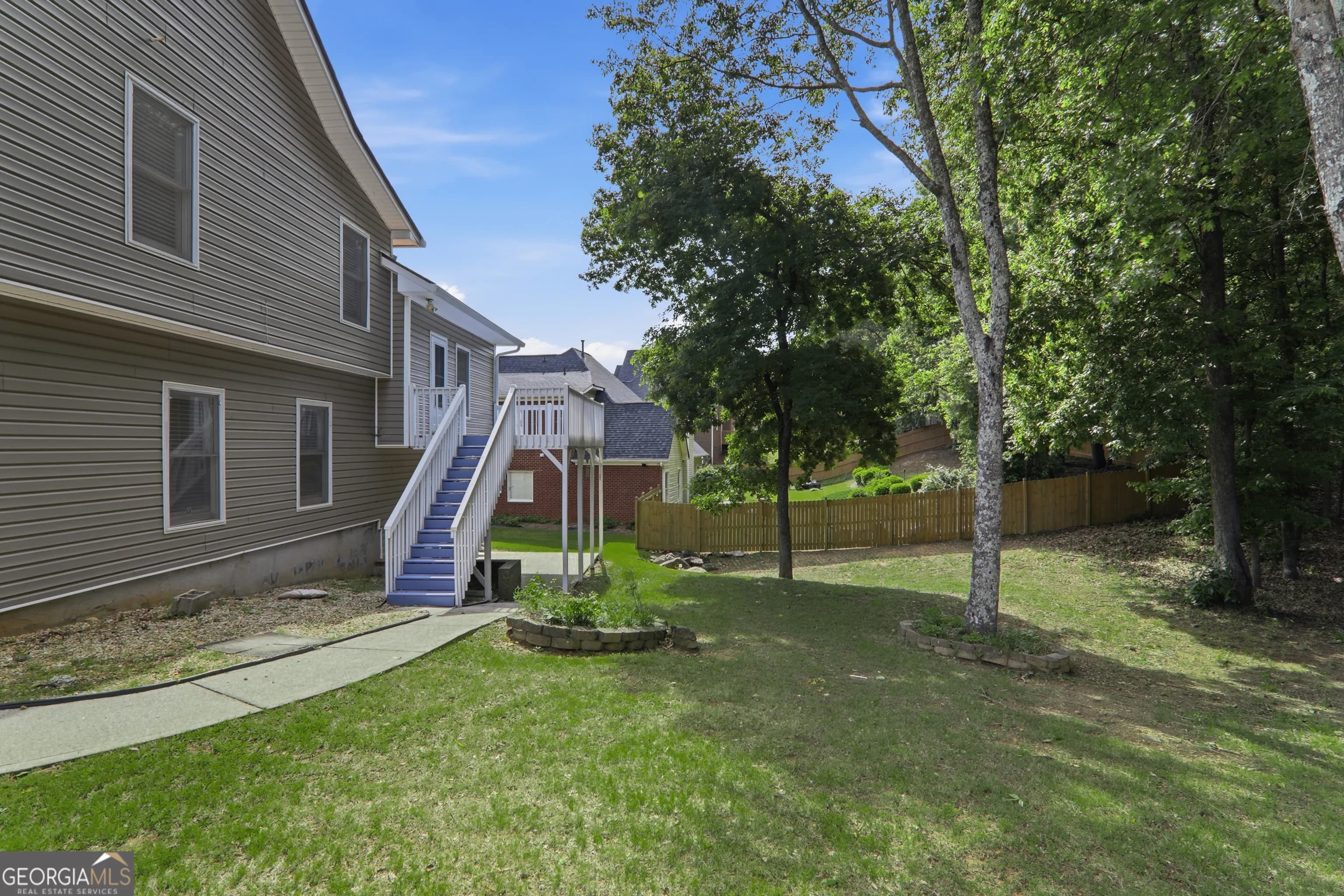 2320 Washington Dr — photo 38 of 46