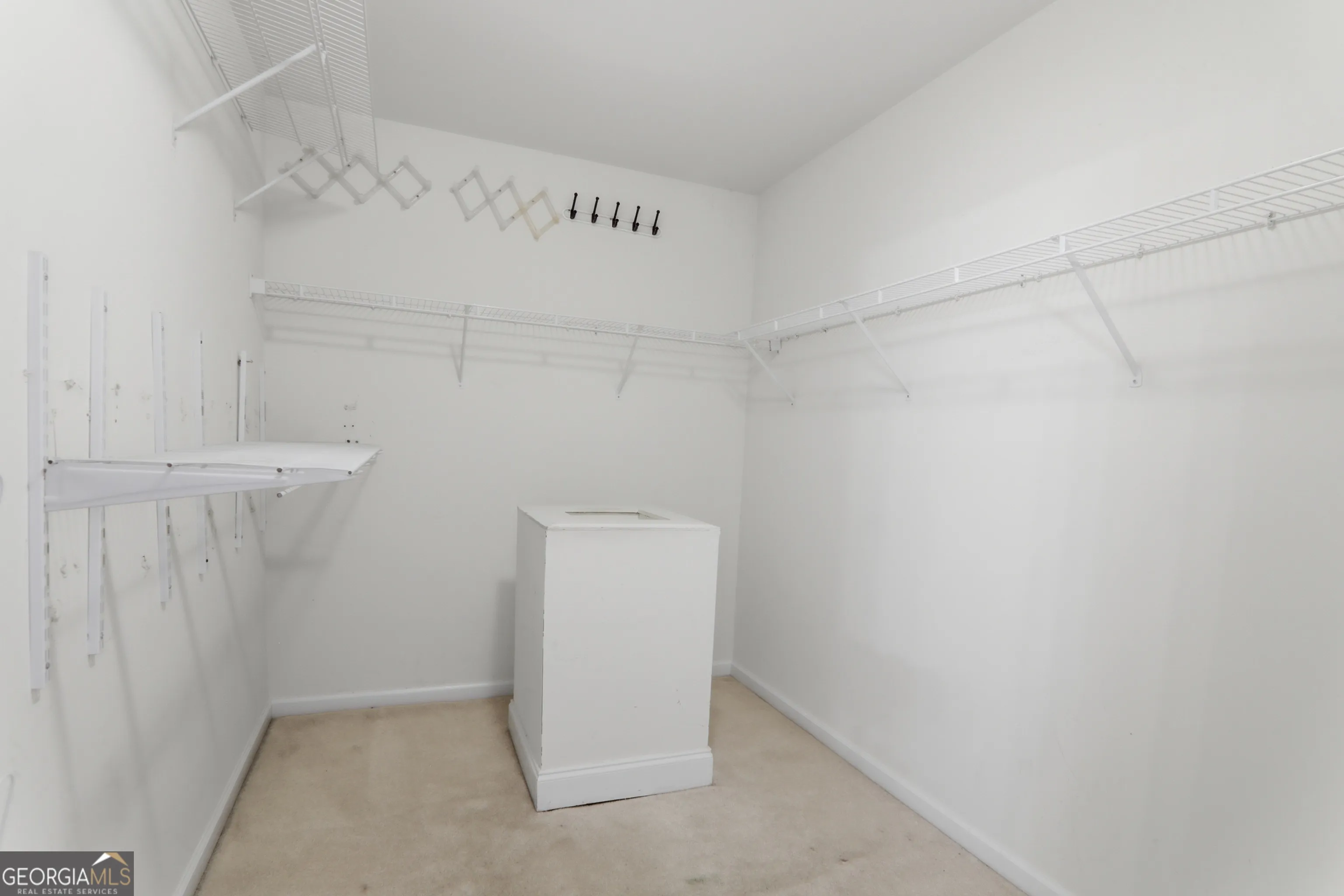 2320 Washington Dr — photo 23 of 46