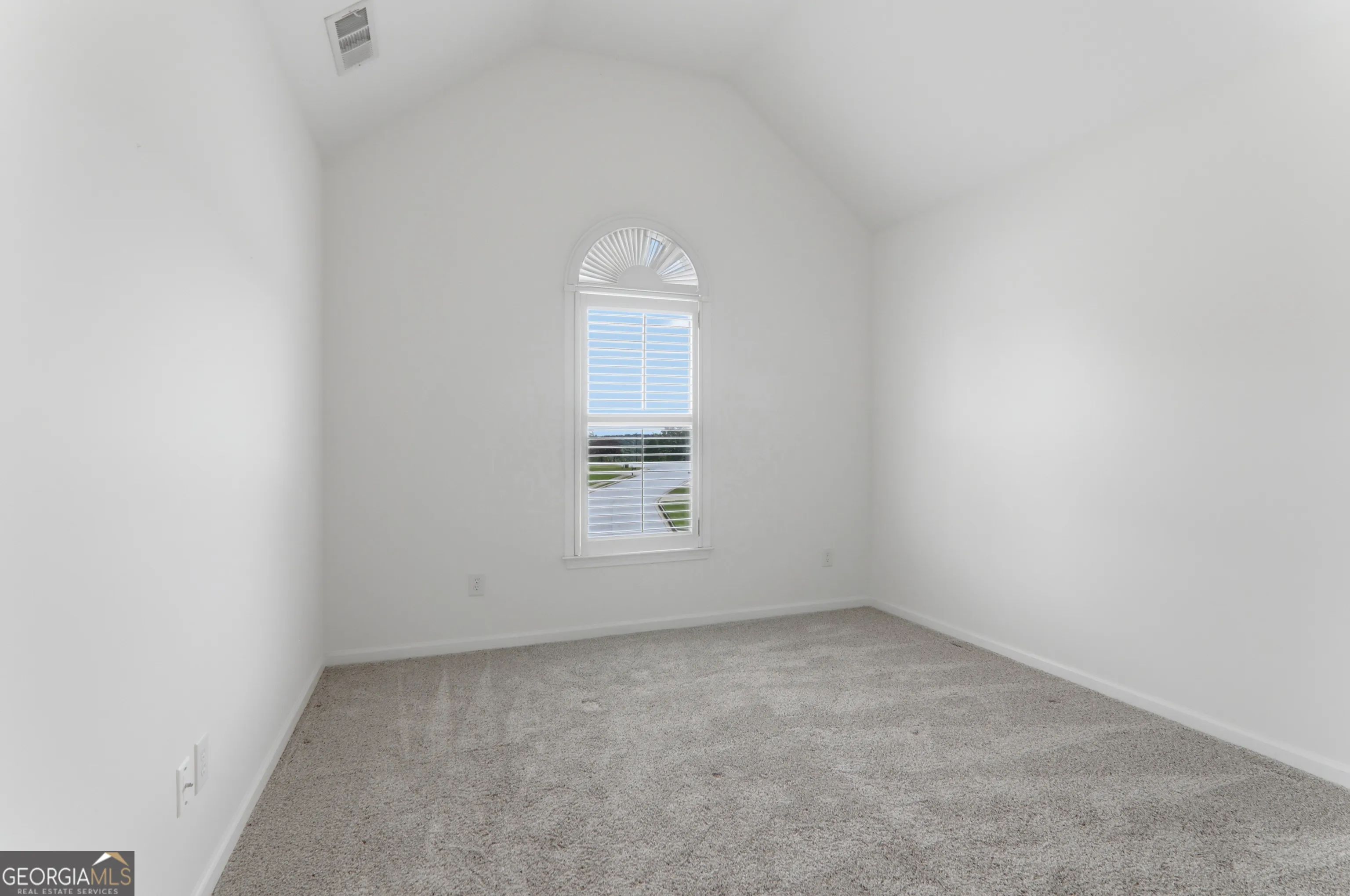 2320 Washington Dr — photo 25 of 46