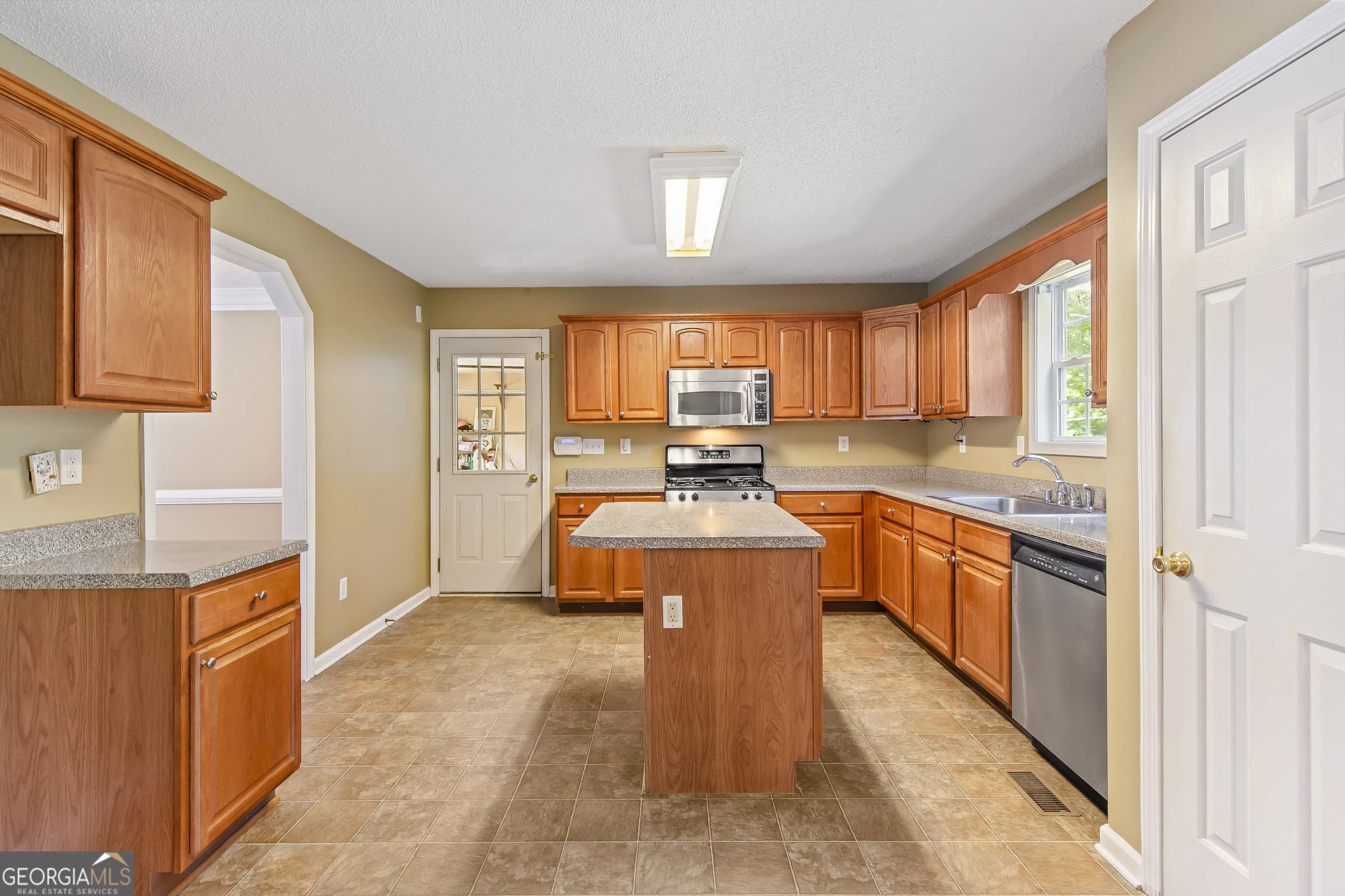 178 Hunters Mill Dr — photo 35 of 39
