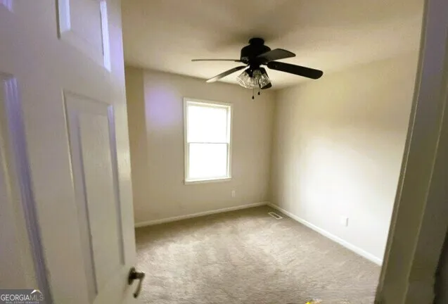 142 Tyler Ln — photo 11 of 12