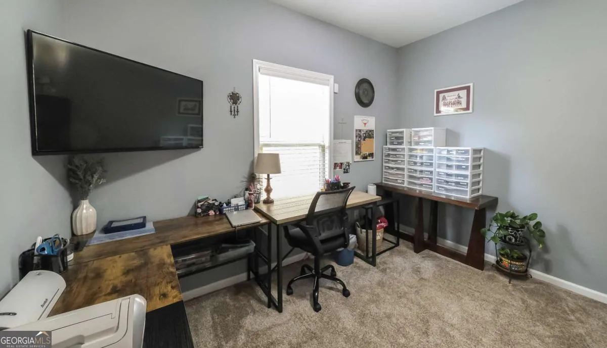 219 Candlewood Dr — photo 15 of 54