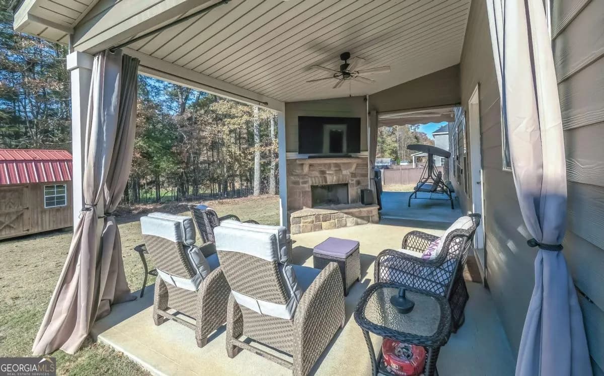 219 Candlewood Dr — photo 40 of 54