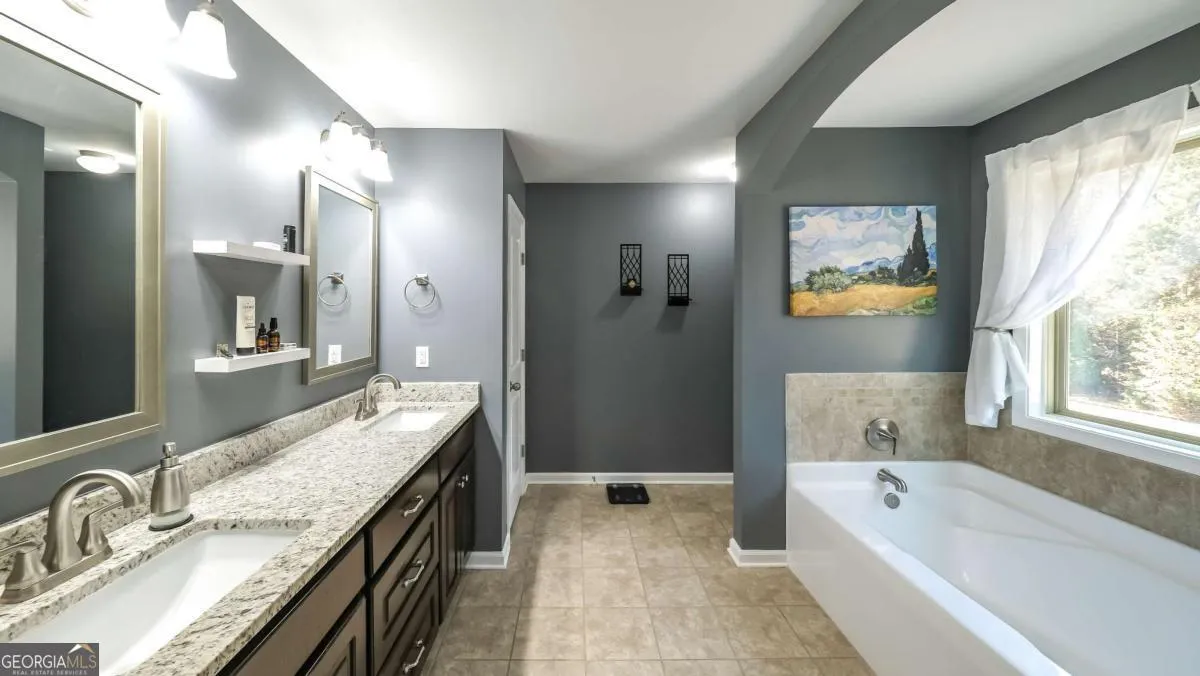 219 Candlewood Dr — photo 27 of 54